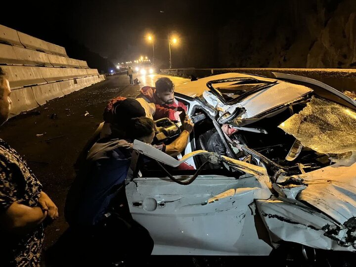 تصادف خاور و دنا در محور سوادکوه یک کشته و ۳ مصدوم بر جا گذاشت