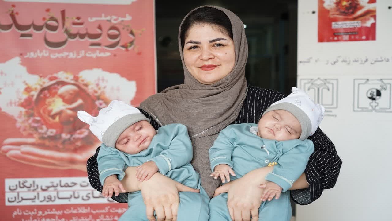 تولد دوقلوها در بابل پس از ۶ سال فریز جنین